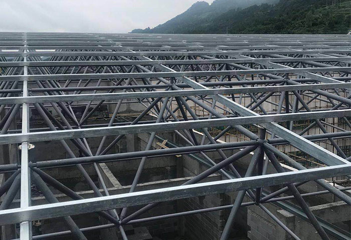 原平仁怀冠英学校艺体楼网架
